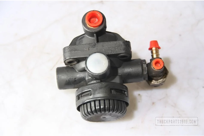MAN 81.52116-6075 Relaisklep - Valve for Truck: picture 2 MAN 81.52116-6075 Relaisklep - Valve for Truck: picture 2