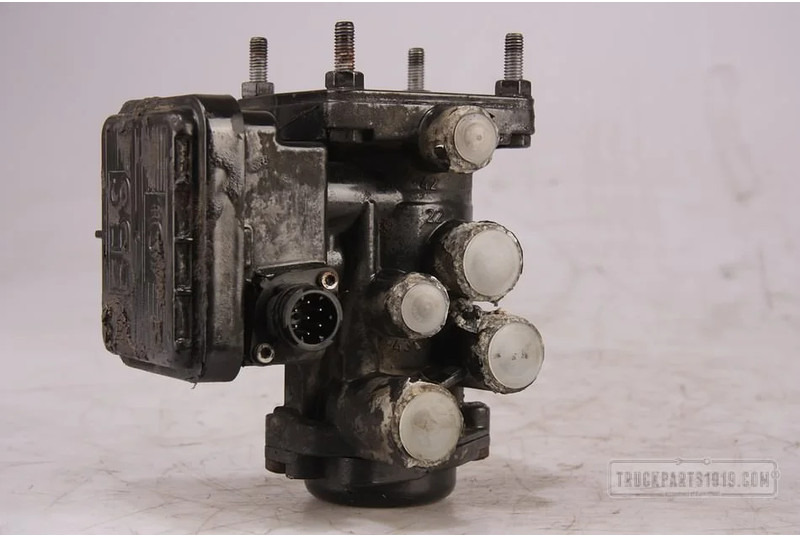 MAN 81.52301-6212 Aanhanger stuurventiel - Valve for Truck: picture 1 MAN 81.52301-6212 Aanhanger stuurventiel - Valve for Truck: picture 1