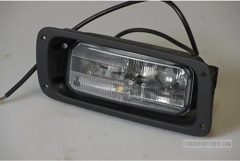 MAN Lighting Mistlamp Re. F20 - Fog light for Truck: picture 1 MAN Lighting Mistlamp Re. F20 - Fog light for Truck: picture 1