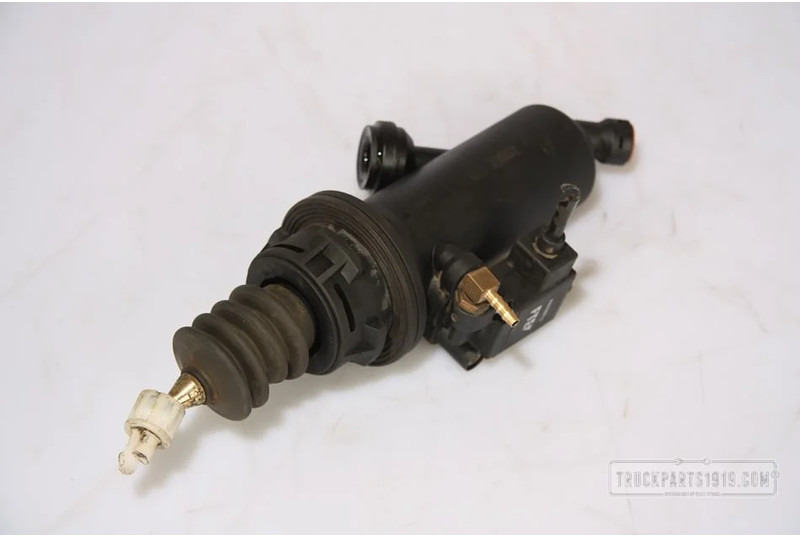 MAN TGA Gearbox & Clutch Parts Hoofdcilinder koppeling - Clutch and parts for Truck: picture 1 MAN TGA Gearbox & Clutch Parts Hoofdcilinder koppeling - Clutch and parts for Truck: picture 1