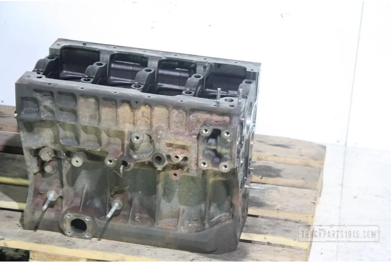 Renault Engines & Parts Renault DCI4 Motorblok Gebr. - Cylinder block for Truck: picture 2 Renault Engines & Parts Renault DCI4 Motorblok Gebr. - Cylinder block for Truck: picture 2