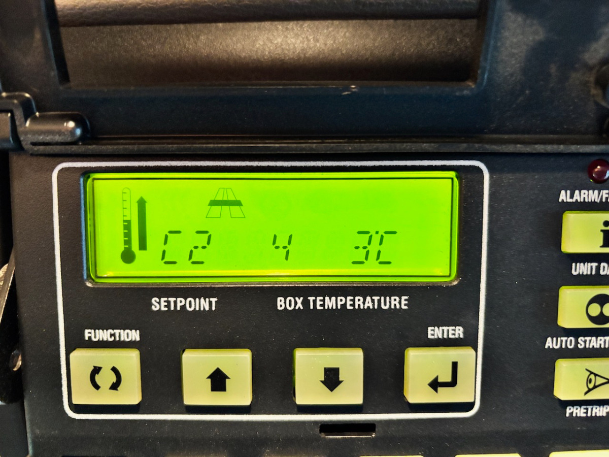 Refrigerator truck DAF LF 280: picture 10 Refrigerator truck DAF LF 280: picture 10