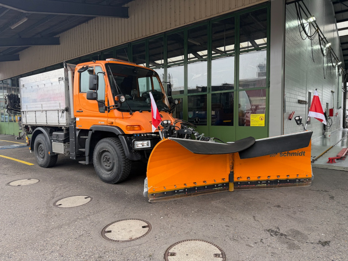 UNIMOG U300 - Municipal/ Special vehicle: picture 1 UNIMOG U300 - Municipal/ Special vehicle: picture 1