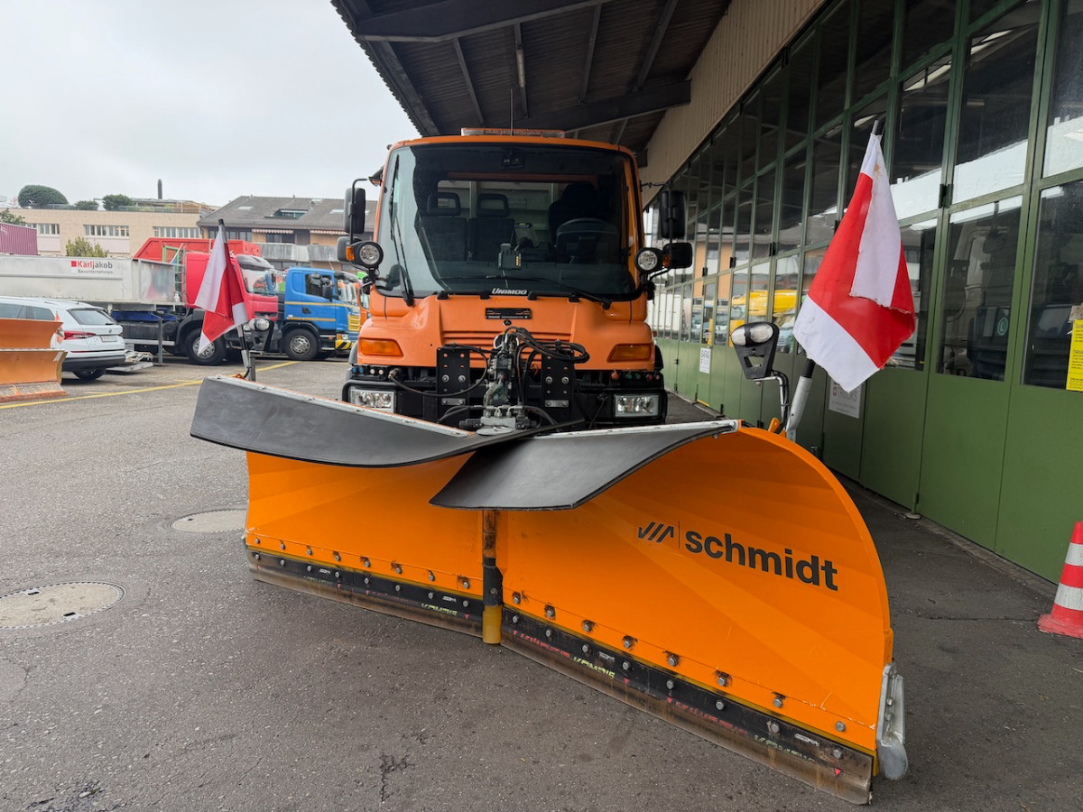 UNIMOG U300 - Municipal/ Special vehicle: picture 4 UNIMOG U300 - Municipal/ Special vehicle: picture 4