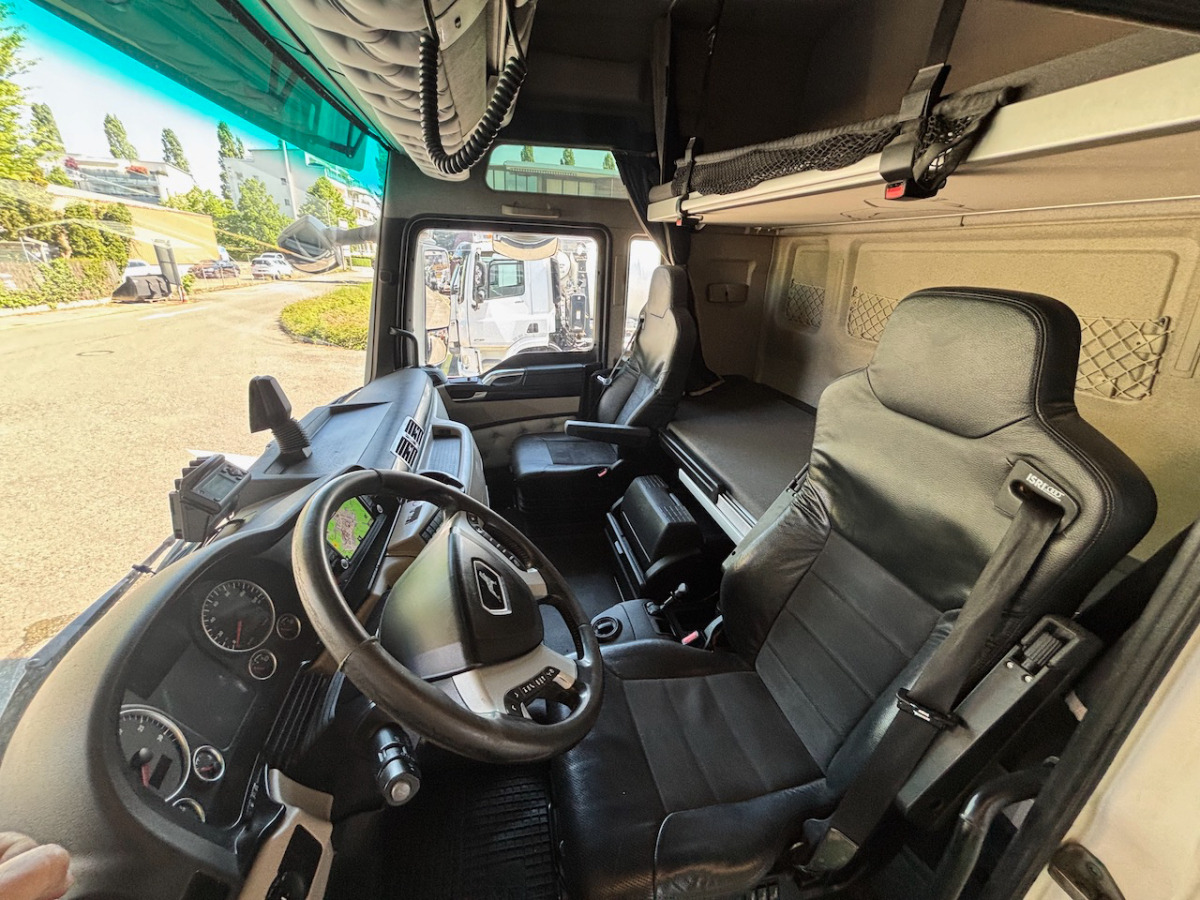 MAN TGX 18.640 - Tractor unit: picture 4 MAN TGX 18.640 - Tractor unit: picture 4