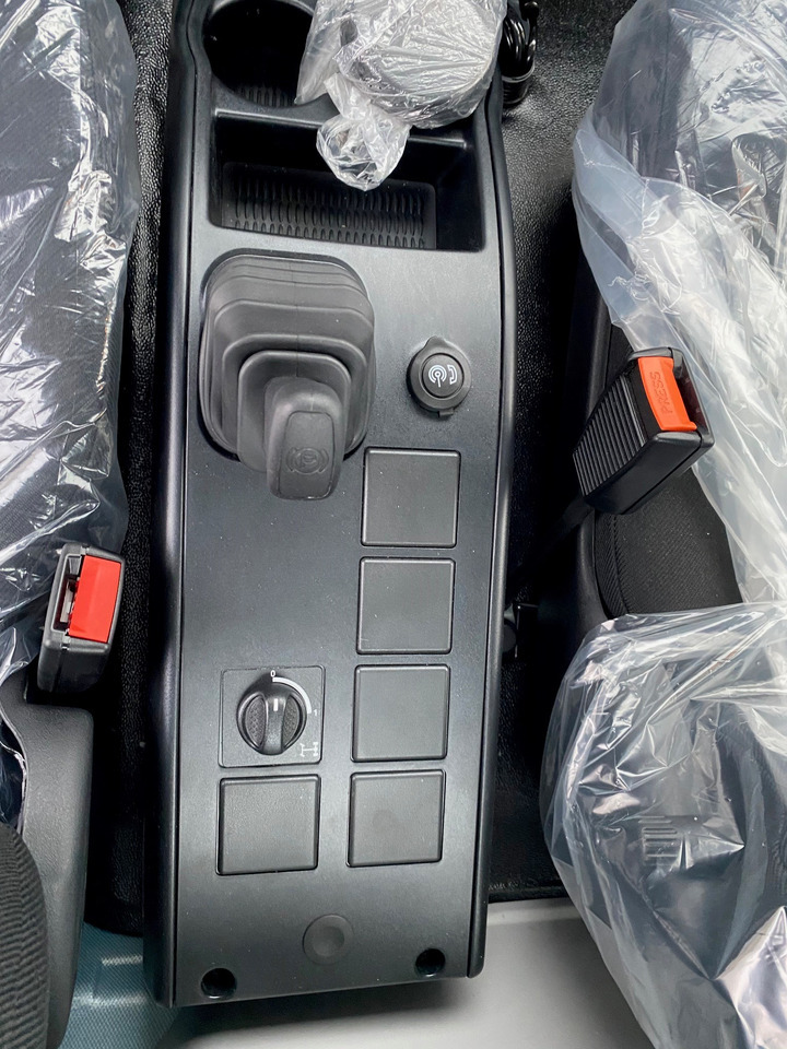 Hook lift truck Iveco Eurocargo 120-220 ML120E22/P: picture 6