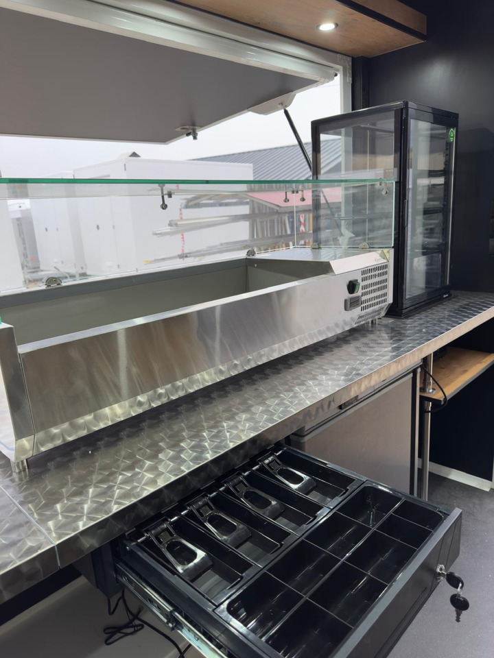 MAN TGE 3.180 Foodtruck Sofort verfügbar - Vending truck: picture 5 MAN TGE 3.180 Foodtruck Sofort verfügbar - Vending truck: picture 5