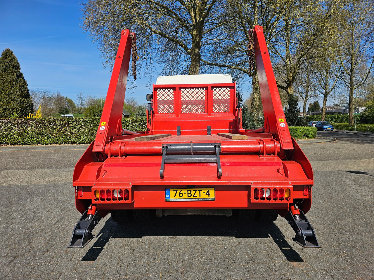 Skip loader truck DAF LF 220 Euro 6: picture 14 Skip loader truck DAF LF 220 Euro 6: picture 14