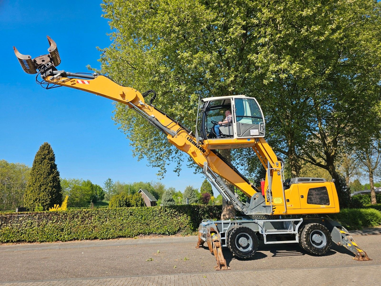 Liebherr LH 24M ( GK10 ) Mit Sortiergreifer - Wheel excavator: picture 5 Liebherr LH 24M ( GK10 ) Mit Sortiergreifer - Wheel excavator: picture 5