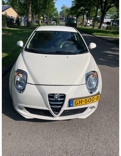 Alfa Romeo MiTo ALFA MITO Diesel ZEER MOOI - Hatchback: picture 2 Alfa Romeo MiTo ALFA MITO Diesel ZEER MOOI - Hatchback: picture 2