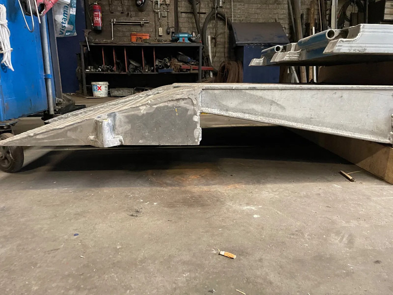 Kässbohrer Oprijplaaten - Low loader semi-trailer: picture 5 Kässbohrer Oprijplaaten - Low loader semi-trailer: picture 5