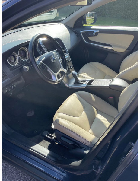 Hatchback Volvo XC60 XC60 DZ88/DZ8850 5 Cilinder Euro 5: picture 7