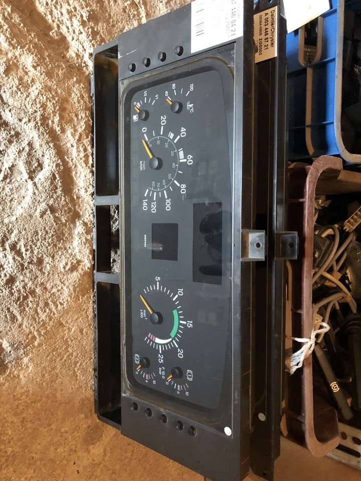 MERCEDES ACTROS MP1-MP2-MP3-MP4-ATEGO2 ELECTRONIC INSTRUMENT EURO 2/3/4/5 - Tachograph for Truck: picture 1 MERCEDES ACTROS MP1-MP2-MP3-MP4-ATEGO2 ELECTRONIC INSTRUMENT EURO 2/3/4/5 - Tachograph for Truck: picture 1