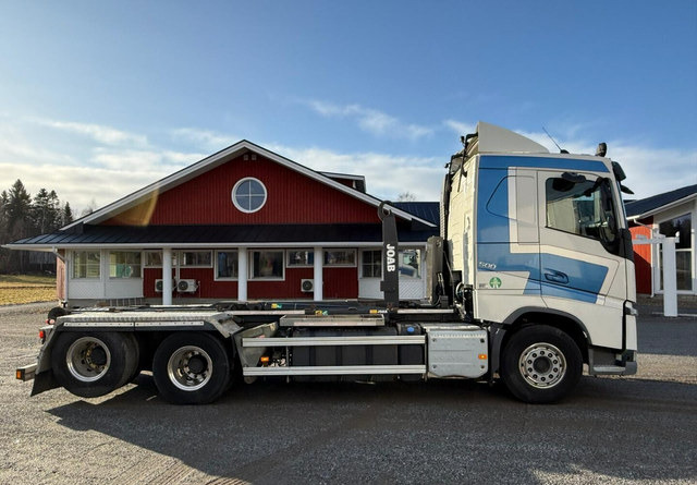 Volvo FH500 koukkuauto vain 493 tkm - Hook lift truck: picture 4 Volvo FH500 koukkuauto vain 493 tkm - Hook lift truck: picture 4