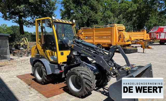 Eurotrac W12F , W 12 F , w12f - Wheel loader: picture 3 Eurotrac W12F , W 12 F , w12f - Wheel loader: picture 3