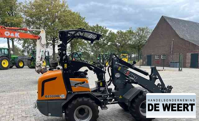Giant 2500HD - Wheel loader: picture 5 Giant 2500HD - Wheel loader: picture 5