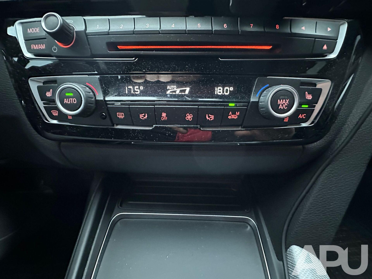 BMW 330i F30 M-PAKIET PERFORMANCE - Car: picture 2 BMW 330i F30 M-PAKIET PERFORMANCE - Car: picture 2