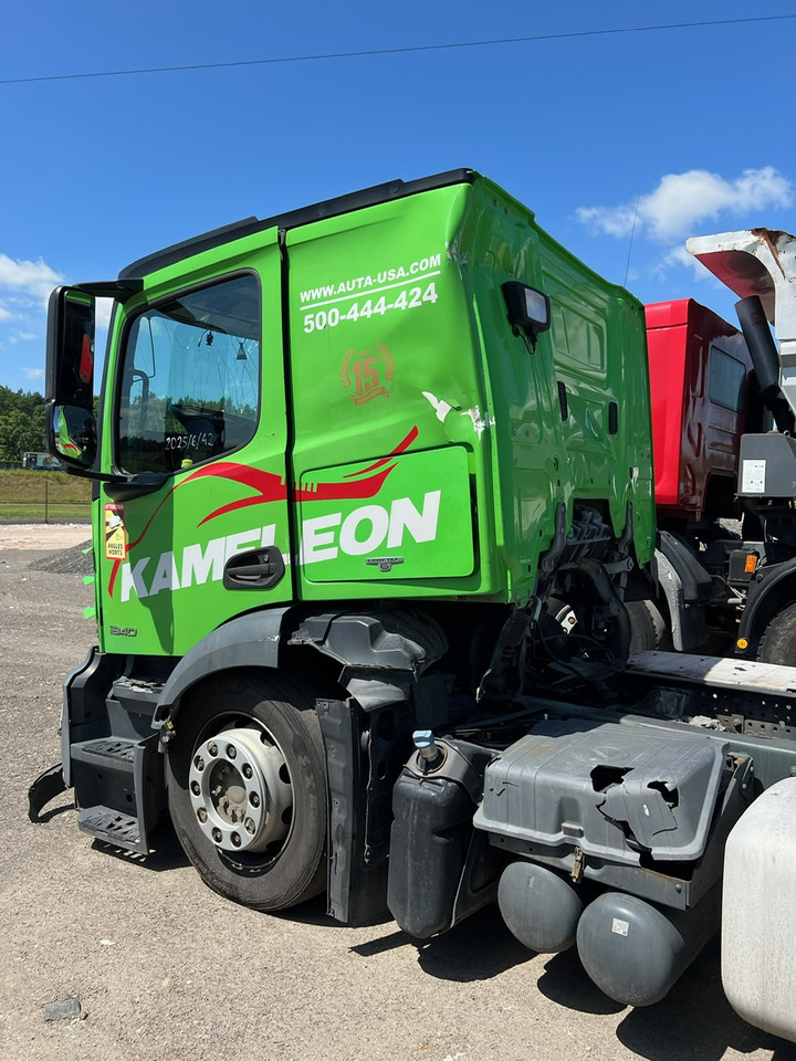 Mercedes-Benz Actros 1840 - Cab chassis truck: picture 2 Mercedes-Benz Actros 1840 - Cab chassis truck: picture 2