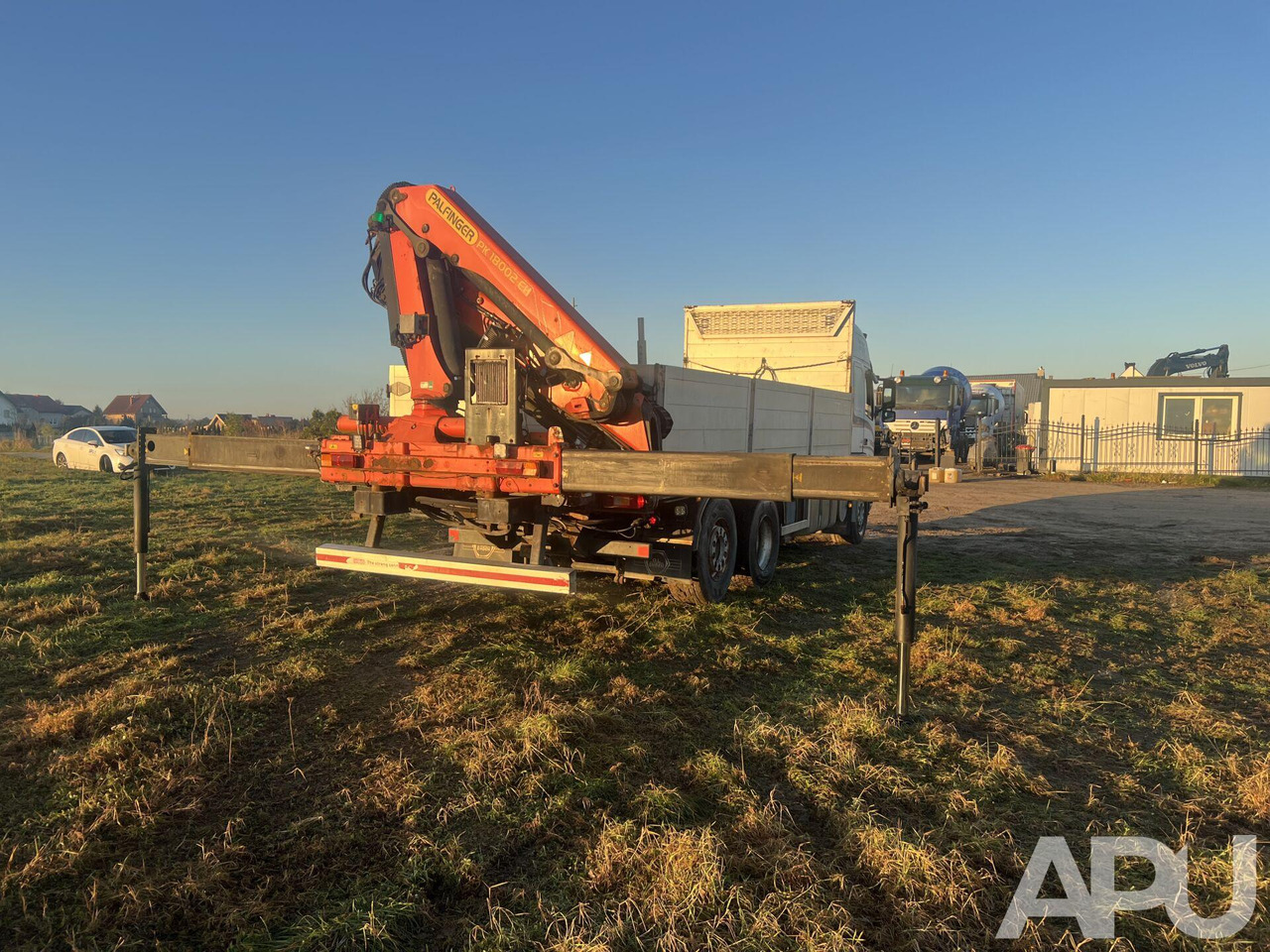 Volvo FM12 - Dropside/ Flatbed truck, Crane truck: picture 5 Volvo FM12 - Dropside/ Flatbed truck, Crane truck: picture 5