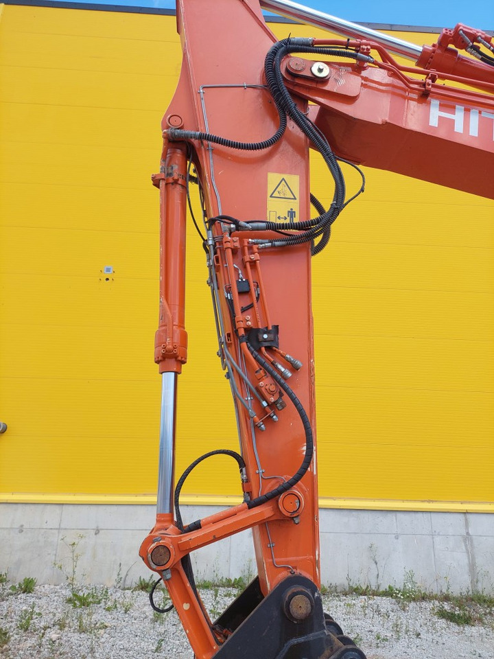 Crawler excavator Hitachi ZX160 LC-6: picture 11