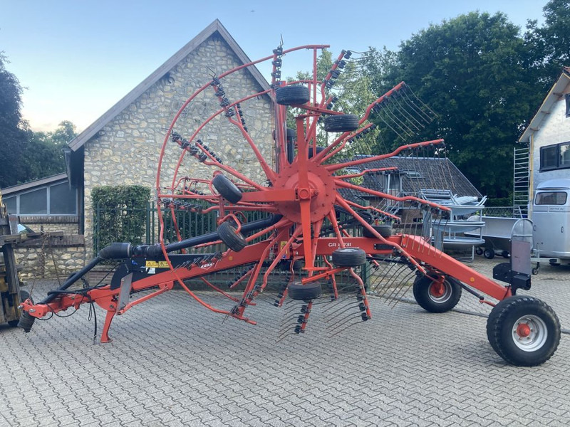 Kuhn GA8731 - Tedder/ Rake: picture 5 Kuhn GA8731 - Tedder/ Rake: picture 5
