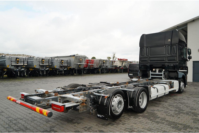 DAF XF 480 / BDF / 6X2 / SSC / I-PARK COOL / OŚ PODNOSZONA / PO KONT - Curtainsider truck: picture 4 DAF XF 480 / BDF / 6X2 / SSC / I-PARK COOL / OŚ PODNOSZONA / PO KONT - Curtainsider truck: picture 4