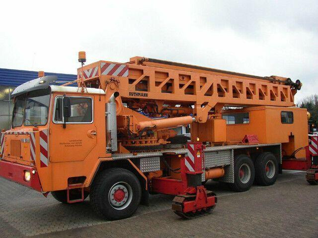 Faun TF00.81/52 Emelőkosaras 28m - Truck mounted aerial platform: picture 5 Faun TF00.81/52 Emelőkosaras 28m - Truck mounted aerial platform: picture 5