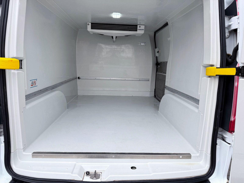 Refrigerated van Ford Transit Custom Chłodnia Izoterma 230V LIFT: picture 16
