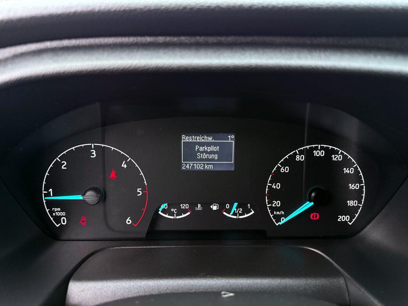 Refrigerated van Ford Transit Custom Chłodnia Izoterma 230V LIFT: picture 11