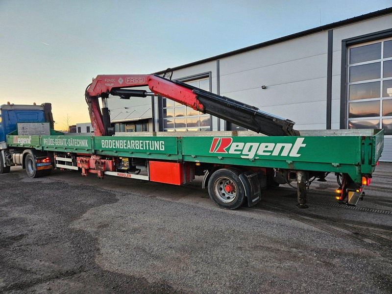 Hangler + Fassi F 240 - Dropside/ Flatbed semi-trailer: picture 3 Hangler + Fassi F 240 - Dropside/ Flatbed semi-trailer: picture 3