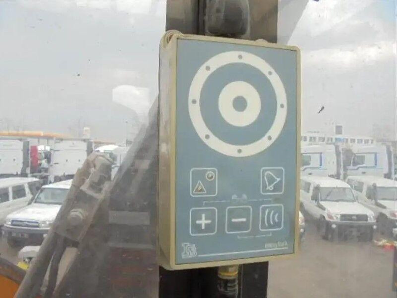 Truck mounted aerial platform Hino 700 3441 6X4 Emelőkosaras 22,8m: picture 17