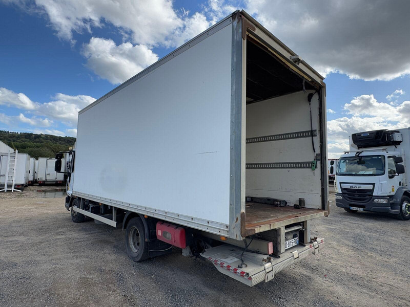 Iveco 100 E 18 nur für Teile - Box truck: picture 5 Iveco 100 E 18 nur für Teile - Box truck: picture 5