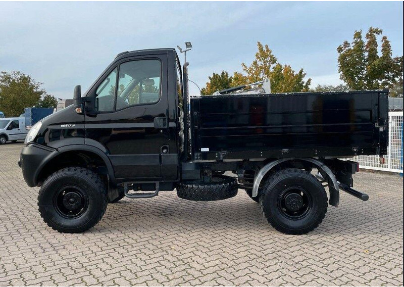 Iveco 35S17 W 4x4 Flatbed - Flatbed van: picture 3 Iveco 35S17 W 4x4 Flatbed - Flatbed van: picture 3