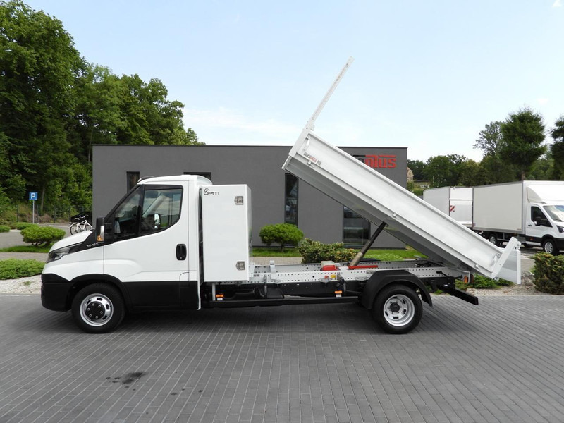 Tipper van Iveco DAILY 35C15: picture 8