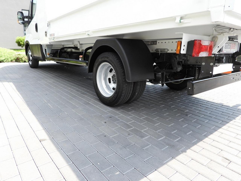 Tipper van Iveco DAILY 35C15: picture 15