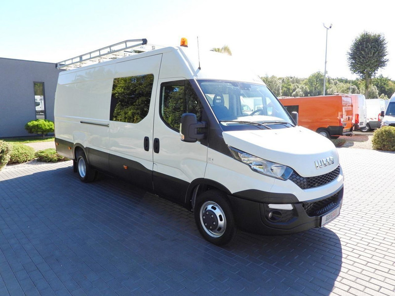 Iveco DAILY 35C17 FURGON BRYGADÓWKA 6 MIEJSC TEMPOMAT BLIŹNIACZE KOŁA - Box van: picture 4 Iveco DAILY 35C17 FURGON BRYGADÓWKA 6 MIEJSC TEMPOMAT BLIŹNIACZE KOŁA - Box van: picture 4