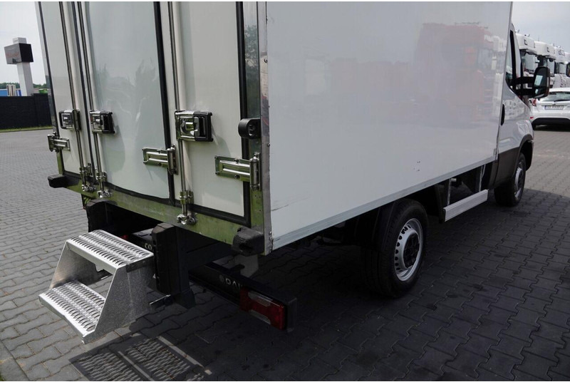 Refrigerated van Iveco DAILY / CHŁODNIA / AGREGAT CARIER -XARIOS 200 / Sprowadzony: picture 17 Refrigerated van Iveco DAILY / CHŁODNIA / AGREGAT CARIER -XARIOS 200 / Sprowadzony: picture 17