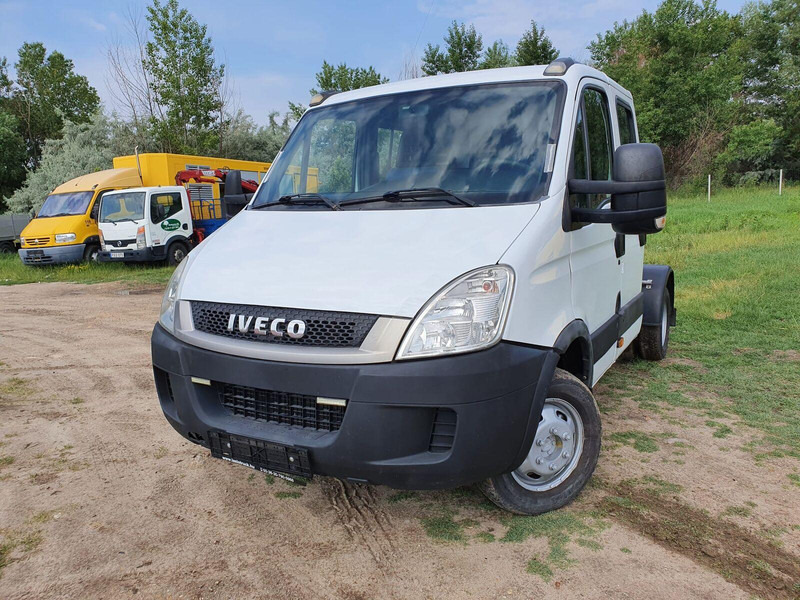 Iveco Daily 50C17 DOKA BE Mini Trekker - SZM - 3.5t - Mini artic tractor unit, Combi van: picture 1 Iveco Daily 50C17 DOKA BE Mini Trekker - SZM - 3.5t - Mini artic tractor unit, Combi van: picture 1