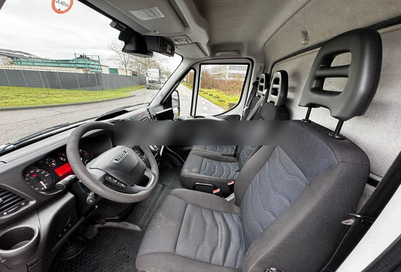 Refrigerator truck Iveco Daily 70C21: picture 20