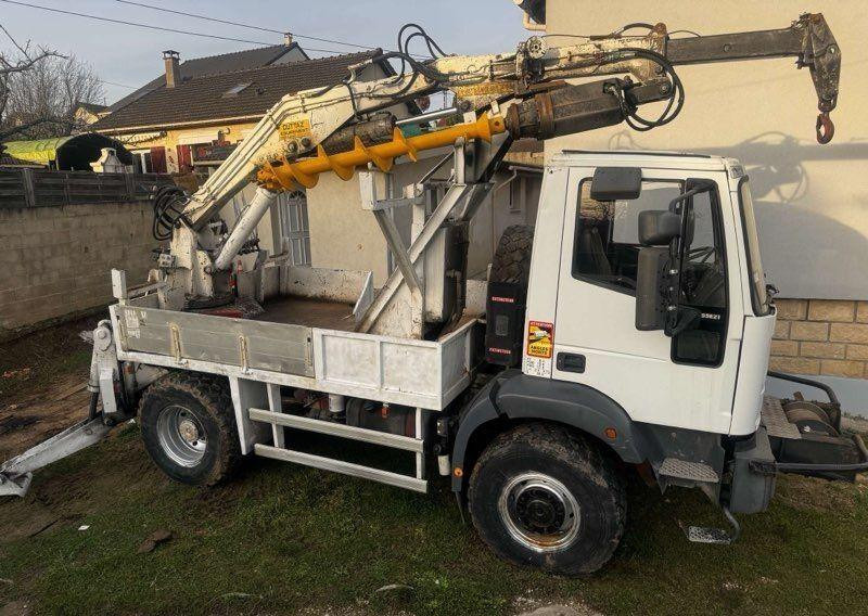 Iveco - Drilling crane truck 4x4 - Drilling rig: picture 1 Iveco - Drilling crane truck 4x4 - Drilling rig: picture 1