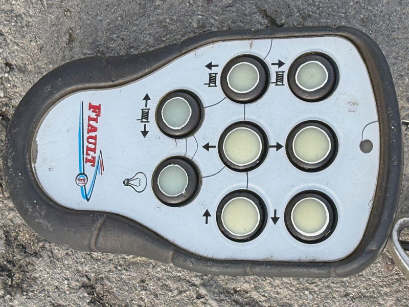 Tow truck Iveco STRALIS 360: picture 10