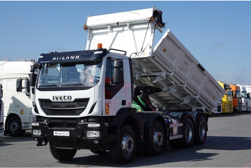 Iveco TRAKKER / 8x4 / WYWROTKA / HYDROBURTA / BORDMATIC / EURO 6 / ME - Tipper: picture 1 Iveco TRAKKER / 8x4 / WYWROTKA / HYDROBURTA / BORDMATIC / EURO 6 / ME - Tipper: picture 1