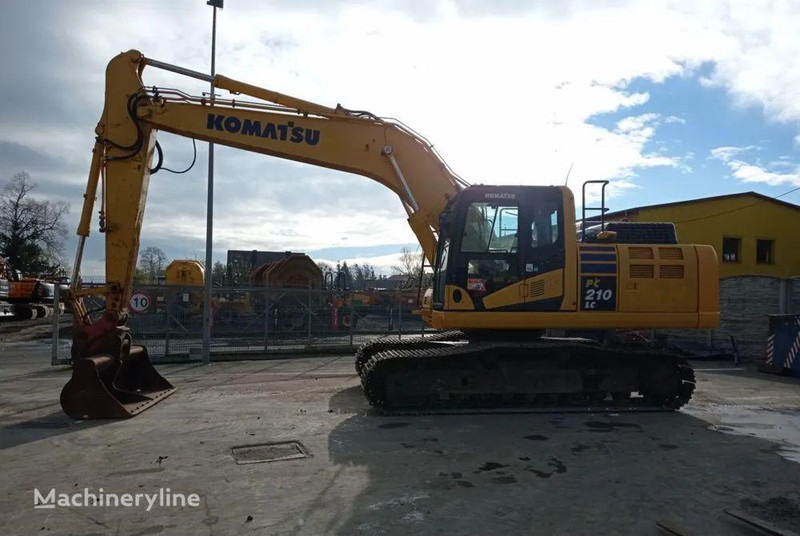 Komatsu PC 210LC-11 Crawler excavator - Crawler excavator: picture 1 Komatsu PC 210LC-11 Crawler excavator - Crawler excavator: picture 1
