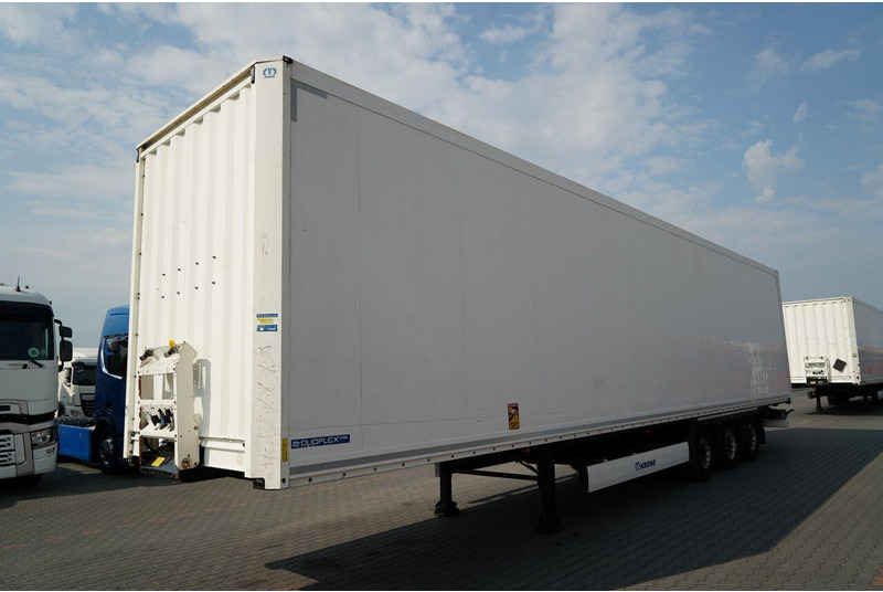 Krone  - Closed box semi-trailer: picture 4 Krone  - Closed box semi-trailer: picture 4