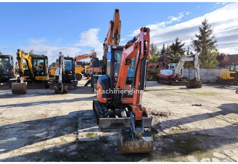 Mini excavator Kubota U27-4 - Crawler mini excavator: picture 8