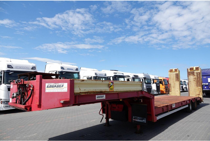 Louault LAWETA NISKOPODWOZIOWA / NAJAZDY HYDRAULICZNE / WCIĄGARKA / 2 OS - Low loader semi-trailer: picture 5 Louault LAWETA NISKOPODWOZIOWA / NAJAZDY HYDRAULICZNE / WCIĄGARKA / 2 OS - Low loader semi-trailer: picture 5