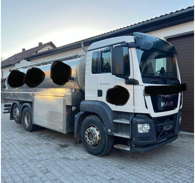 MAN 26.440 Milch - Tank truck: picture 4 MAN 26.440 Milch - Tank truck: picture 4