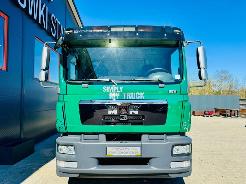 MAN MAN TGM TGS 26.340 - Tipper, Crane truck: picture 2 MAN MAN TGM TGS 26.340 - Tipper, Crane truck: picture 2