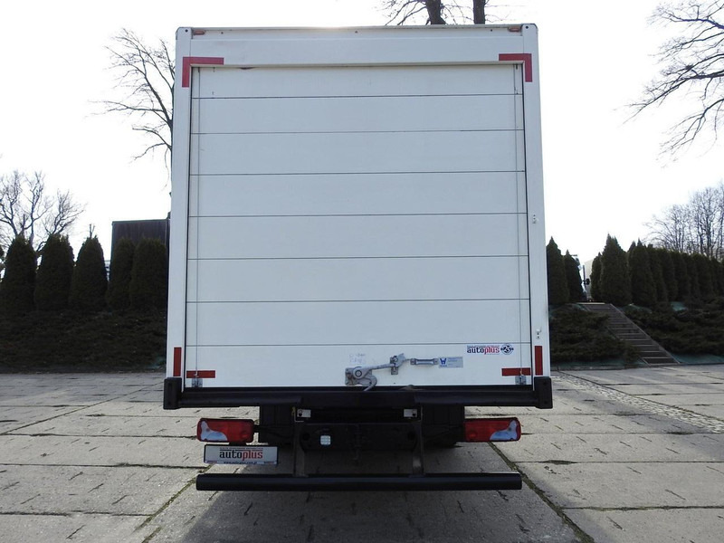 Box truck MAN TGL 8.18 KONTENER 16 PALET TEMPOMAT BLIŹNIACZE KOŁA 180KM [ 36: picture 10 Box truck MAN TGL 8.18 KONTENER 16 PALET TEMPOMAT BLIŹNIACZE KOŁA 180KM [ 36: picture 10