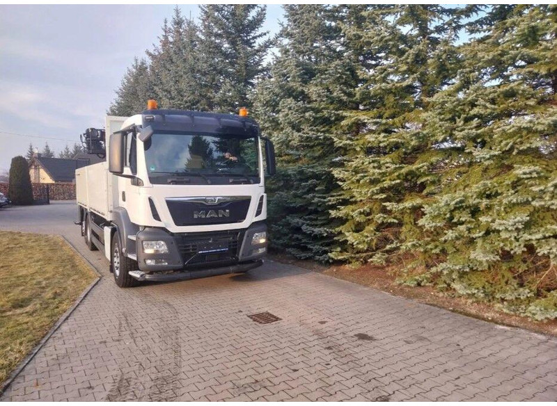 MAN TGS 26.400 Crane Palfinger PK 23001L - Dropside/ Flatbed truck, Crane truck: picture 3 MAN TGS 26.400 Crane Palfinger PK 23001L - Dropside/ Flatbed truck, Crane truck: picture 3